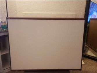 Quartet Non-Magnetic 48”x36” Mahogony Dry Erase Board