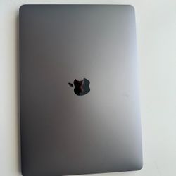 MacBook Pro 13 In (MPXT2LL/A) - 8 GB Ram - 256 GB SSD