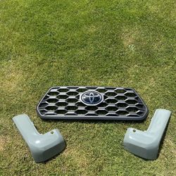 Toyota Tacoma Grid