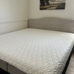 King Size Temper-Pedic MATTRESS AND Electric Base Remote Control 