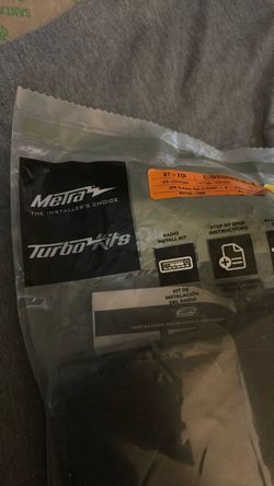 Car radio holder