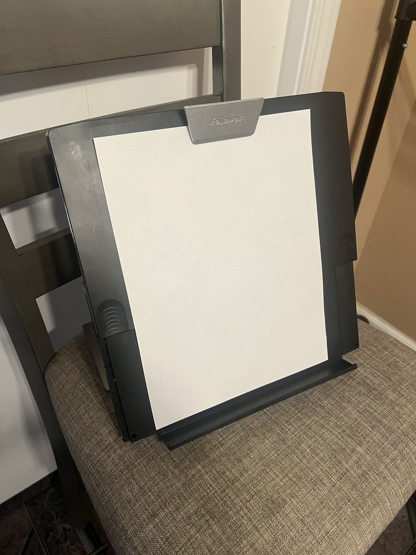 Fellowes In Line Document Holder 