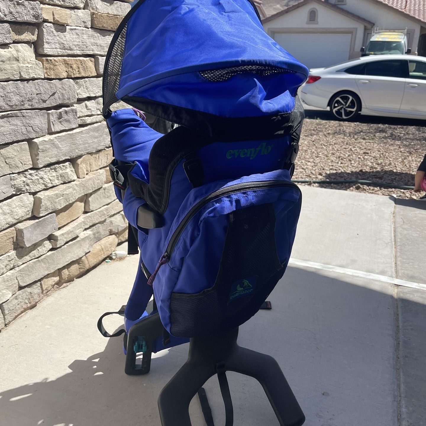 Evenflo trailblazer backpack carrier hotsell