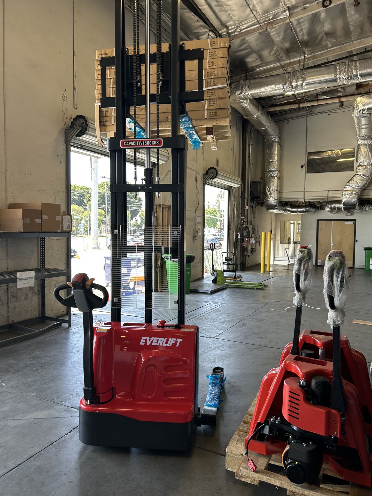 3300lbs Fully Electric Brand New Pallet Stacking Machine Electric Forklift/ Pallet Jack