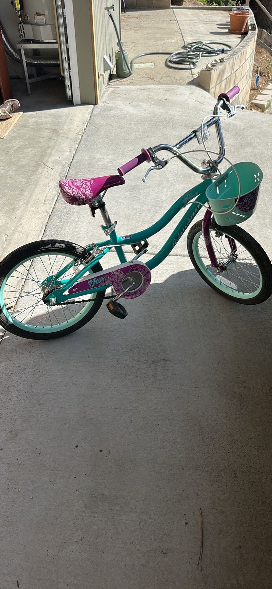 Schwinn Girls Bike - 18 Inch