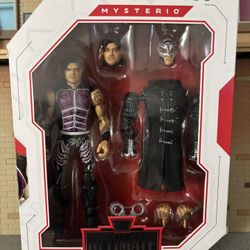 WWE Ultimate Dominik Mysterio