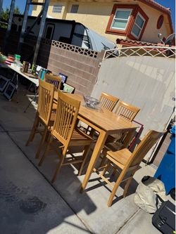 Bar Top Dining Table