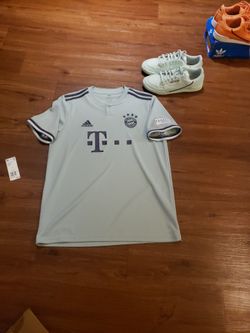Adidas Shoe And Shirt Large N 11