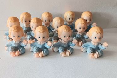 Baby shower figurines