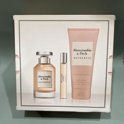 Brand New Women’s Abercrombie And Fitch Authentic Perfume Gift Set