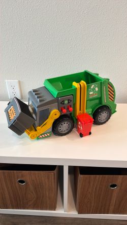 Interactive truck toy