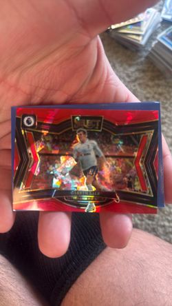Gareth Bale Red Field Level Prizm – Panini Select EPL