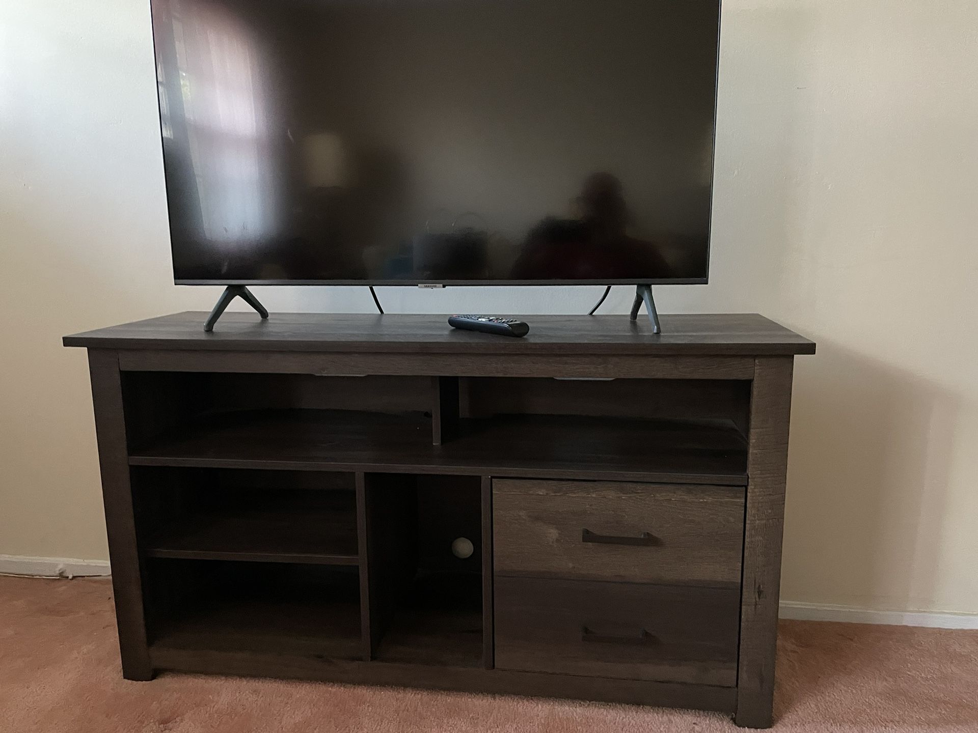 Samsung 43” Smart LED TV