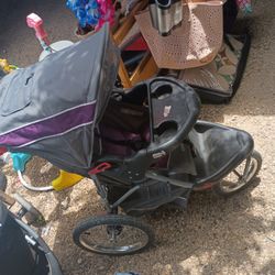 Stroller 