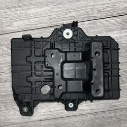 2015-2019 Hyundai Sonata Battery Tray OEM 37150-C1000