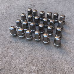 Chevy Gmc Lugnuts Oem 