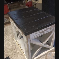 2 Farmhouse Style, End, Tables