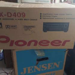 Vintage Pioneer VSX-D409 ..