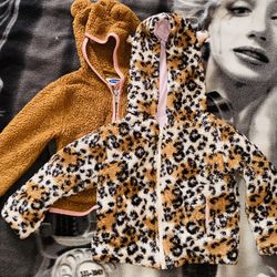 2 SET/:: 18-24 Months Tan Pink Long Sleeve Zip Up Hooded Jacket & 18-24 Months Cheetah Print Zip Up Hooded Jacket  