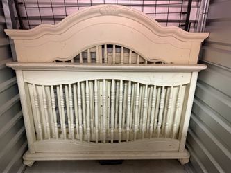 Free crib and dresser