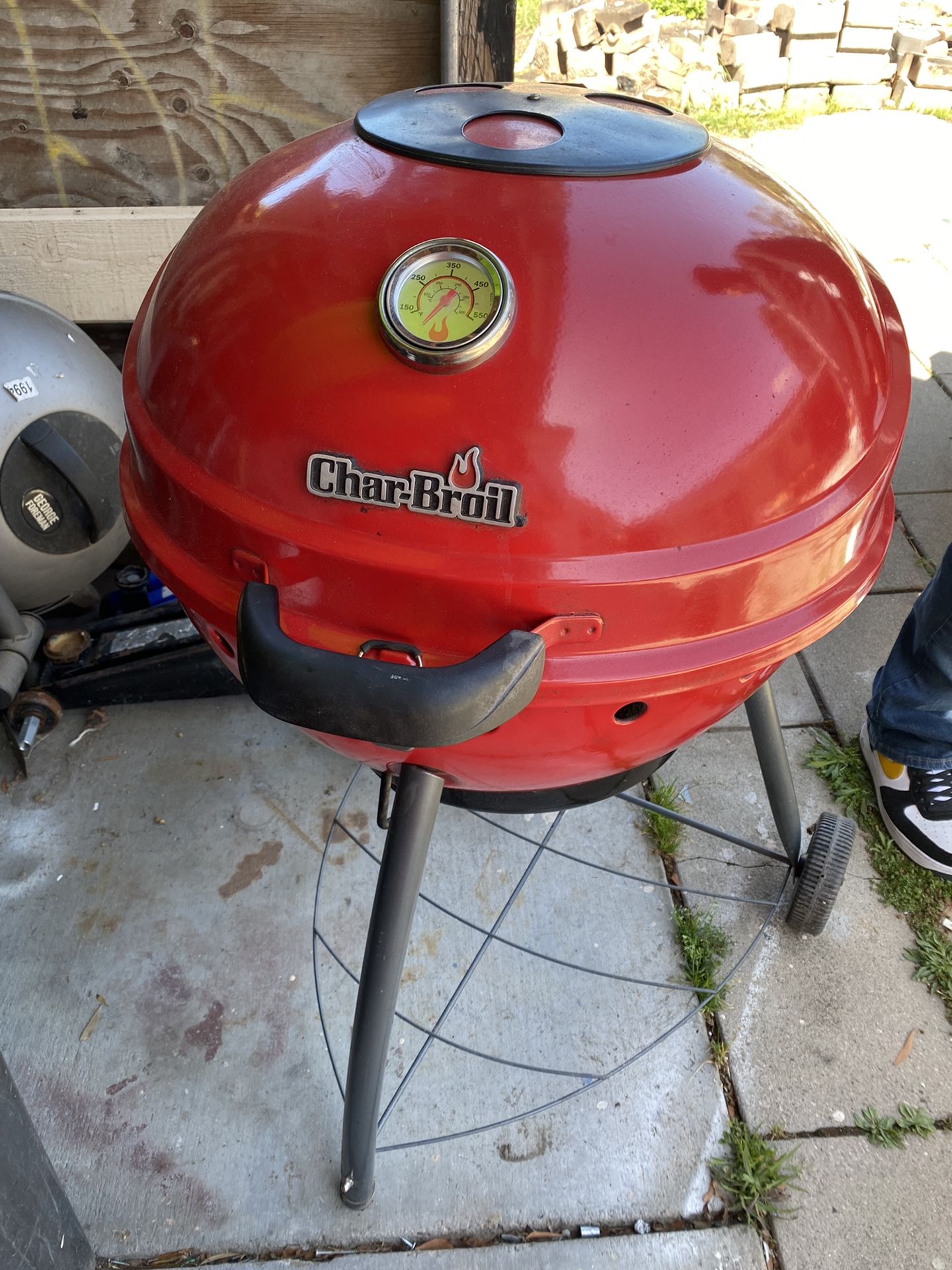 Charbroil Grill 