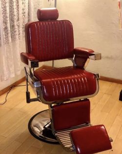 Barber Chair $500 Brand New Condition!!