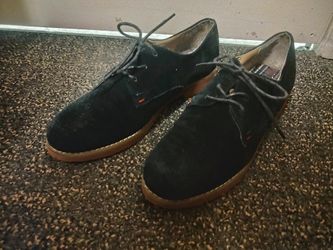 Tommy Hilfiger Navy Blue Shoes Size 7