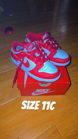 Red dunk shoes size 11c