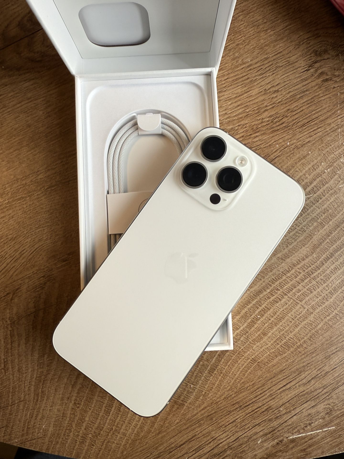 iPhone 16pro Max 256gig