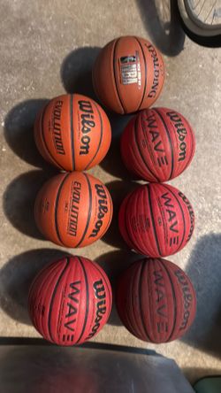 Wilson evolution and wave basketballs