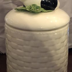 Bunny And Cabbage Basket Weave Cookie Jar 