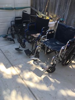 3 wheel chairs & 4 whalker for $180