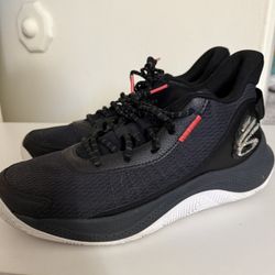 Steph Curry Size 12 Men’s Basketball Shoes Lightly Used