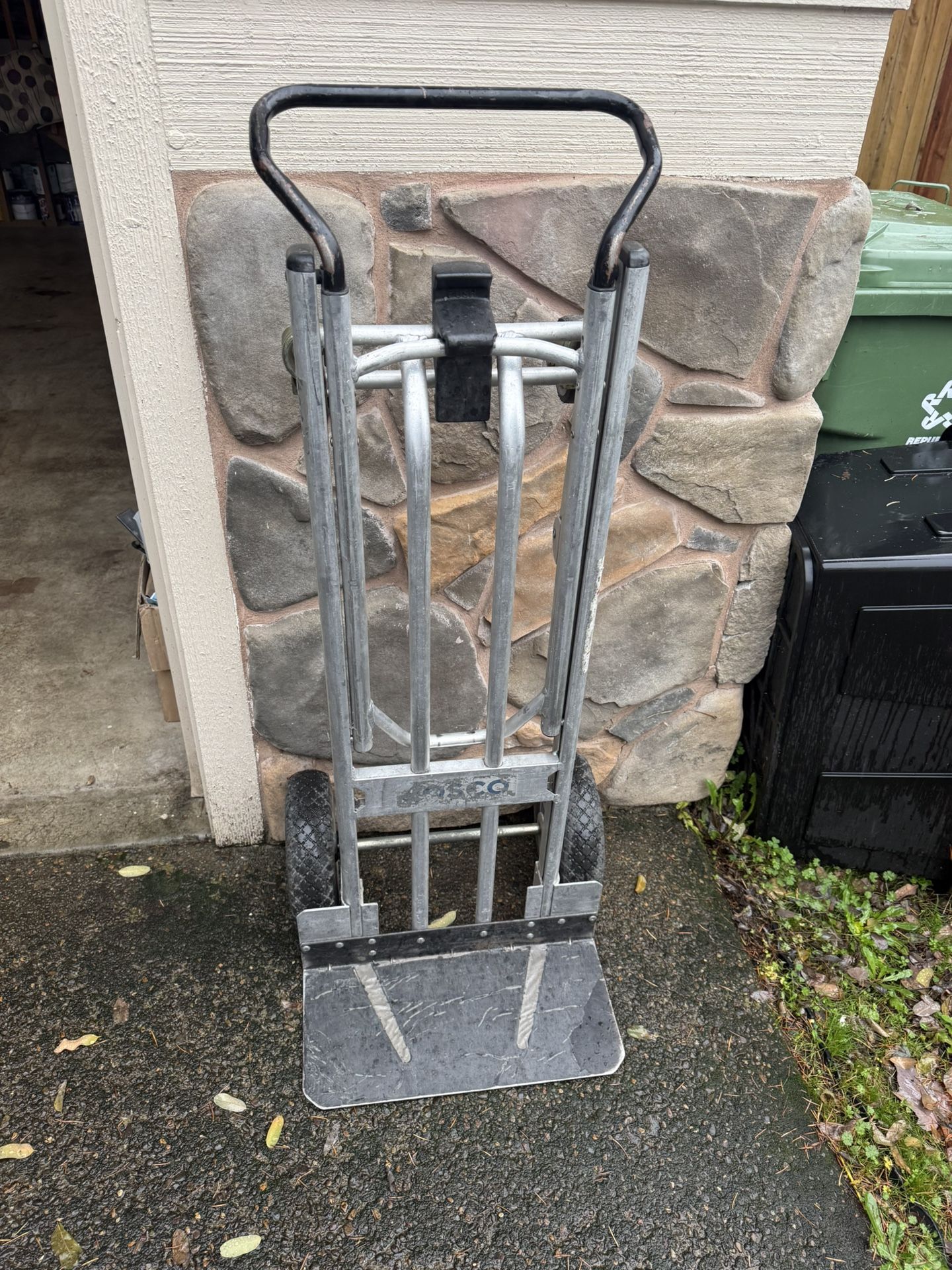 Hand Truck