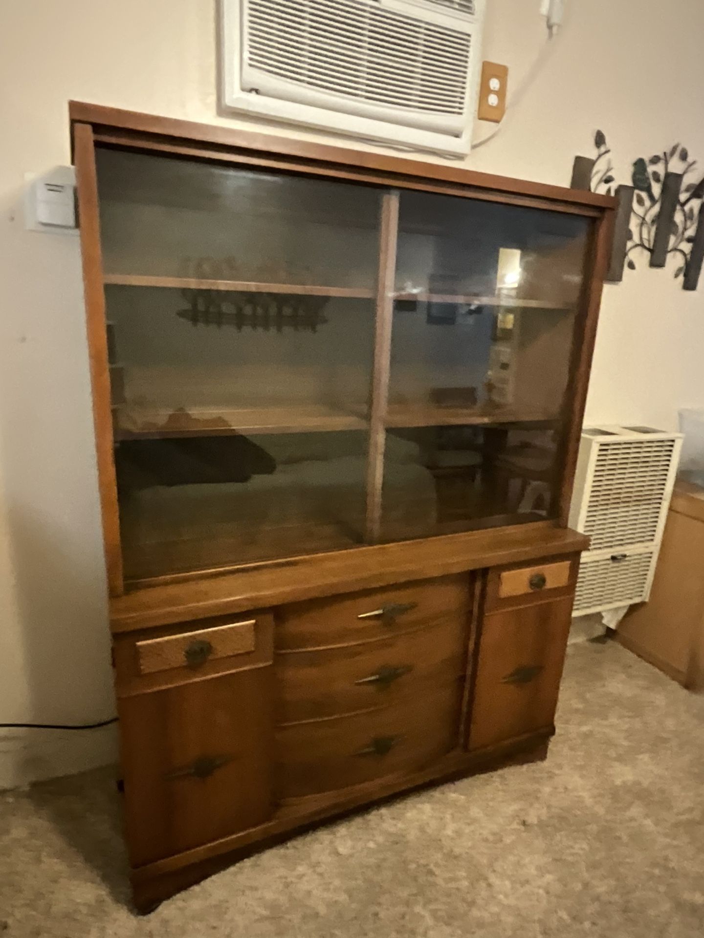 Mid Century Modern Stanley China Cabinet