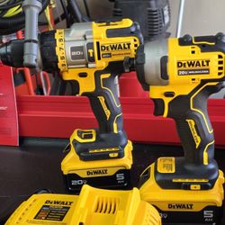 Brand New DEWALT 20V XR Hammer Drill/ Impact Driver Kit 