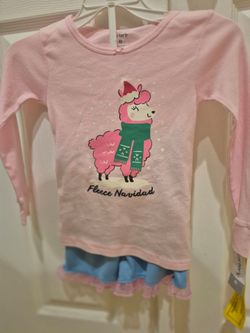 Carter's Fleece Navidad Llama pajama Set with the text "Fleece Navidad