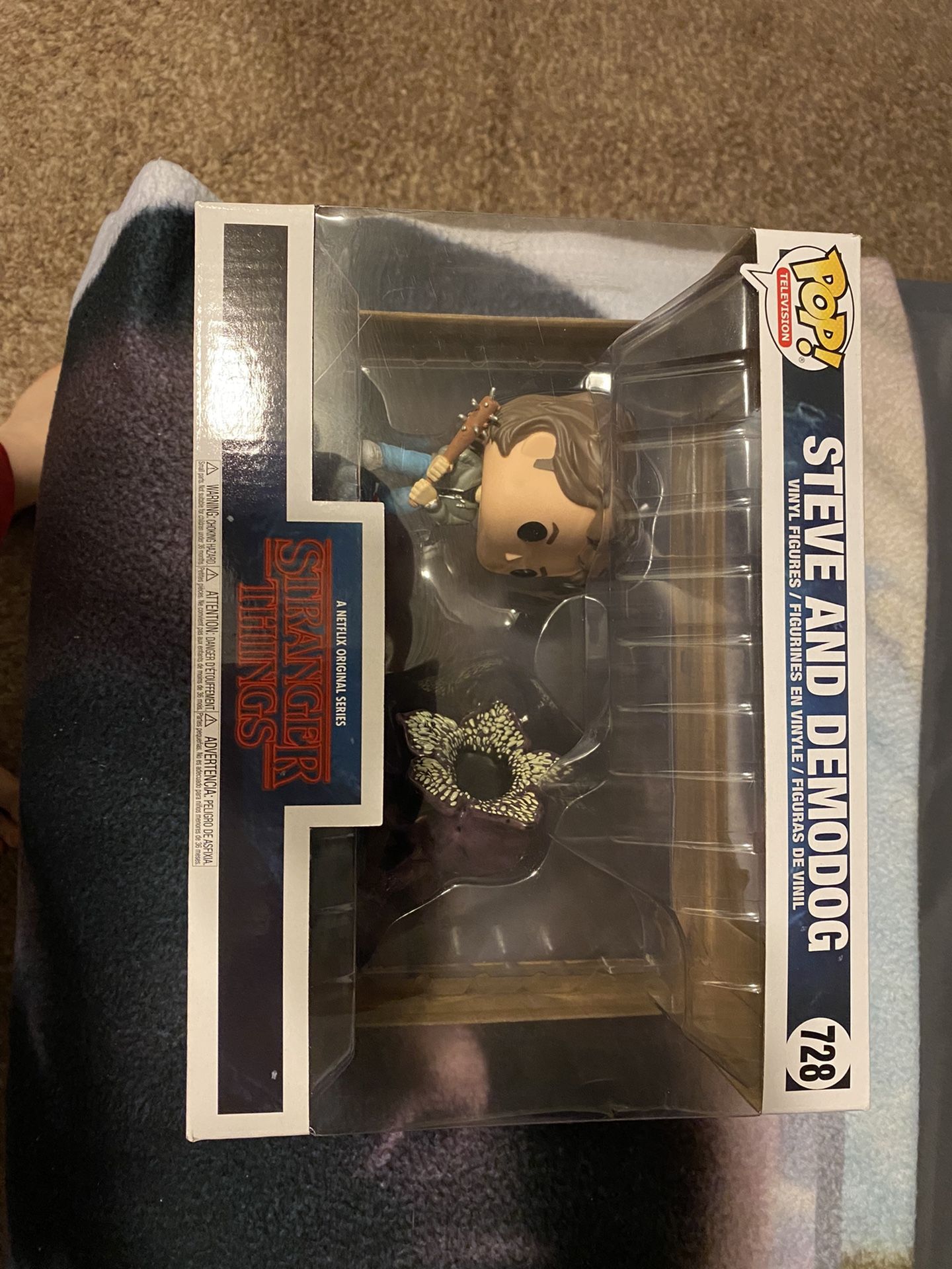 Stranger Things Steve And Demadog Funko Pop Deluxe (near Mint)