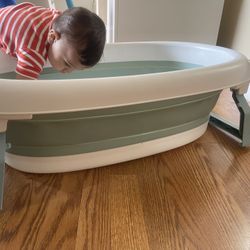 children's bathtub