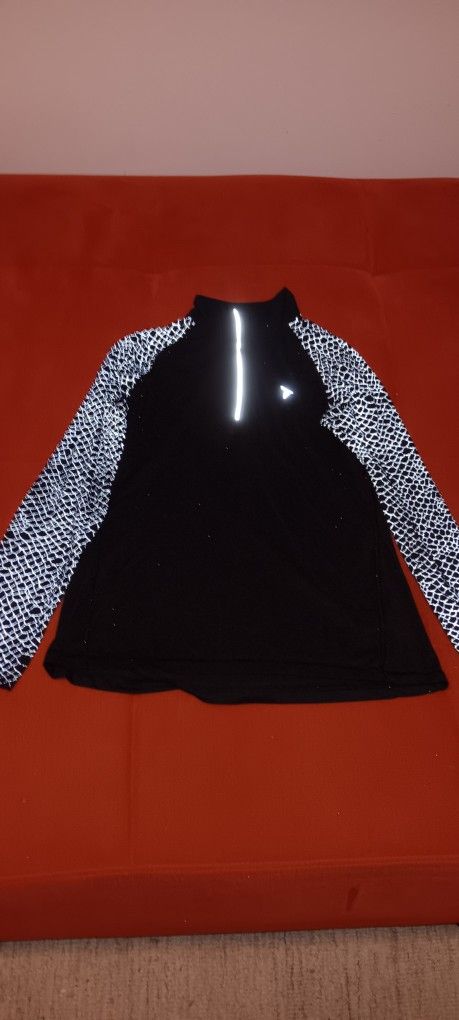 Old Navy Active Sweatshirt Size M $10.00