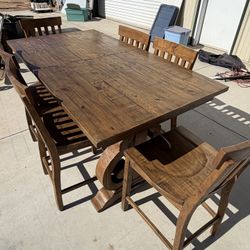 Bar Top Table & Chairs