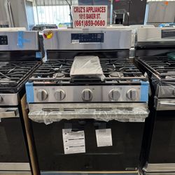 LG 30-in 5 burners 6.3-cu ft Air Fry Convection Oven Freestanding Natural Gas Range ( Stainless Steel )