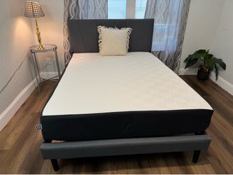 Full Size Bed