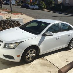 2011 Chevy Cruz 4 door