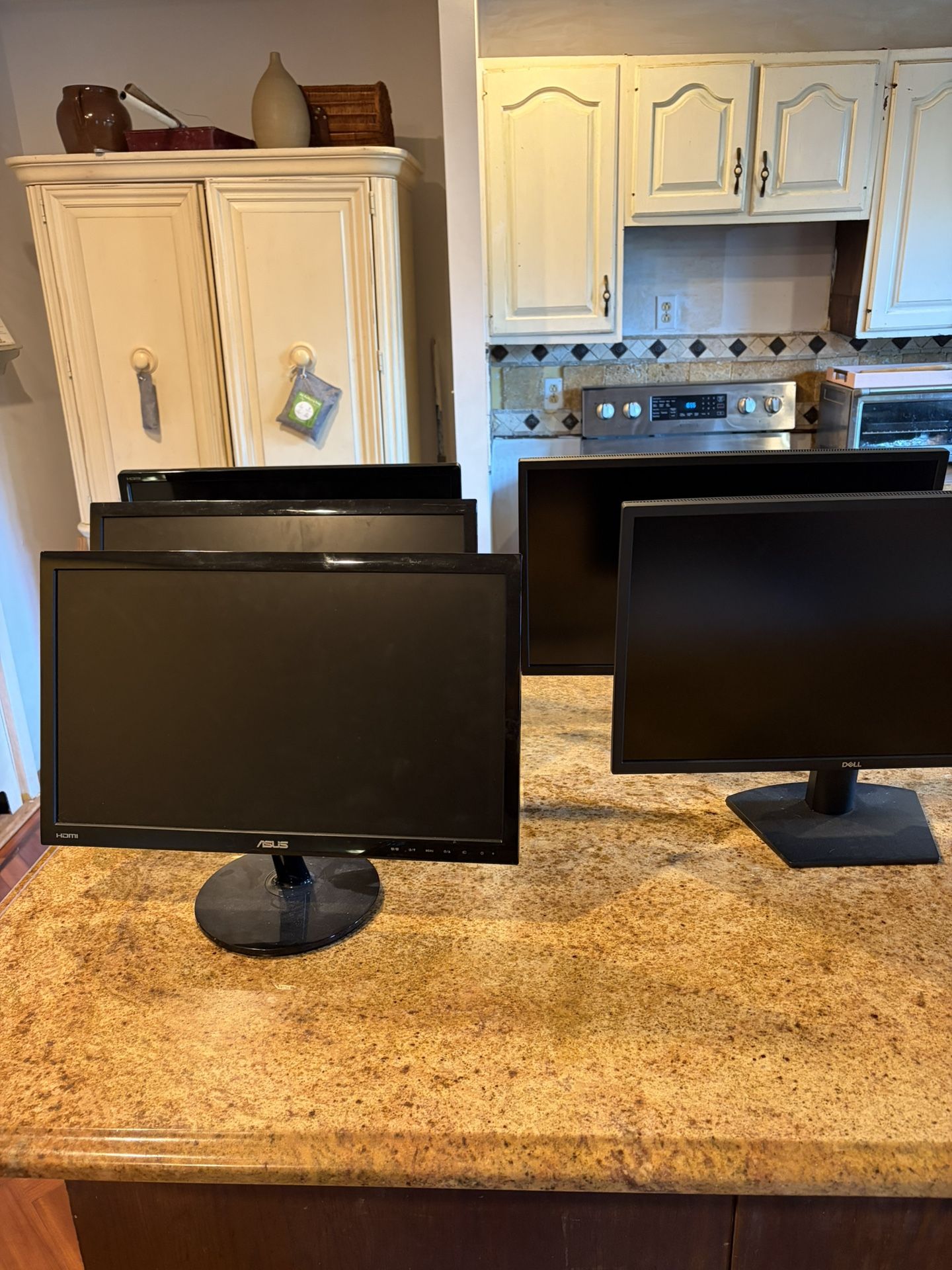 🖥️ Monitors for Sale – ASUS & Dell (5 Total)