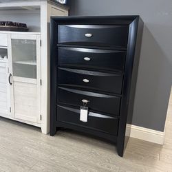 Black Five Drawer Hi- Chest / Dresser - Emily USB