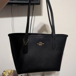 COACH PURSE SMALL CITY TOTE LIKE NEW 