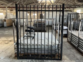 70”Hx 58.5”W Spear Top Steel Fence Panel Gate 14ga 1.5” Rail 3/4” Spear