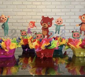 CoComelon Center Piece