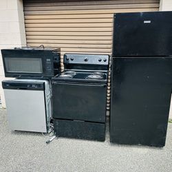 Kitchen Appliances - Fridge Stove Dishwasher Microwave
